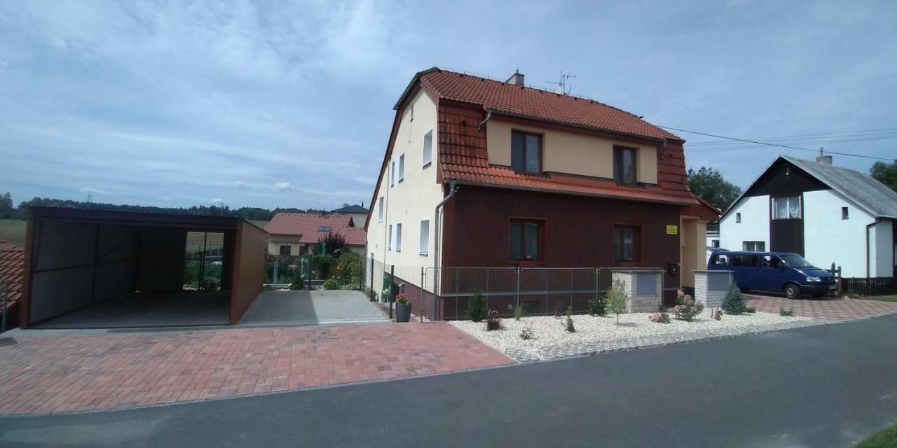 Apartman U Potoka Sadov Экстерьер фото